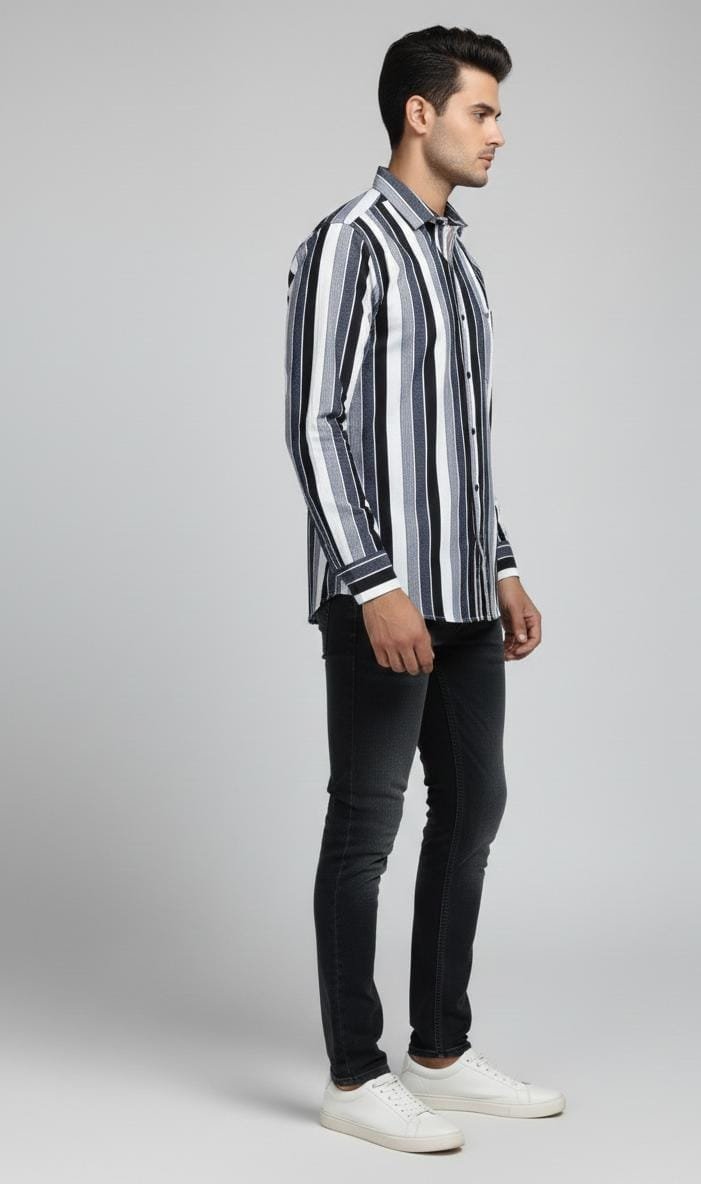 Men Regular Fit Striped Spread Collar Casual Shirt - Image 3